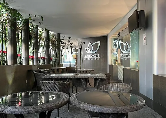 Newport Love hotel Mexico City